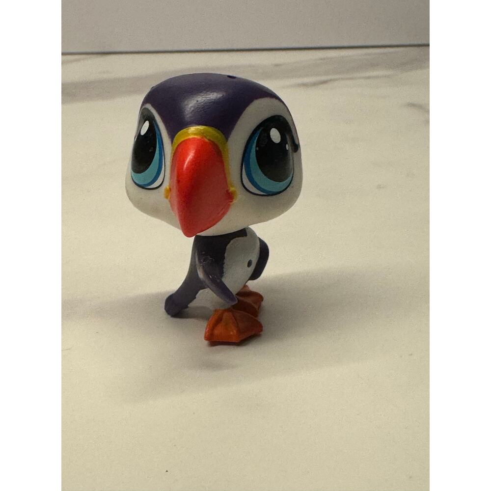 LPS Littlest Pet Shop Puffin Puffer Auckland Purple White Bird Toy Figure